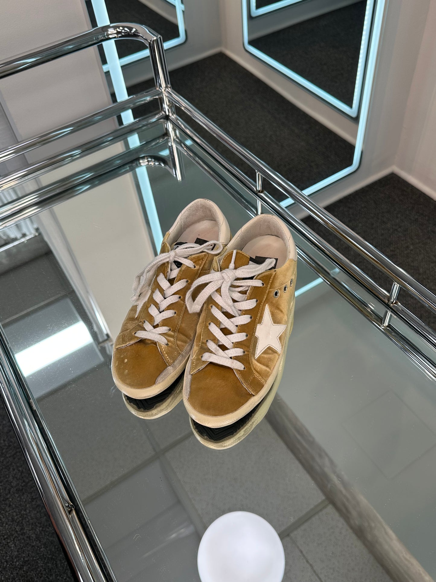 Golden Goose Sneakers