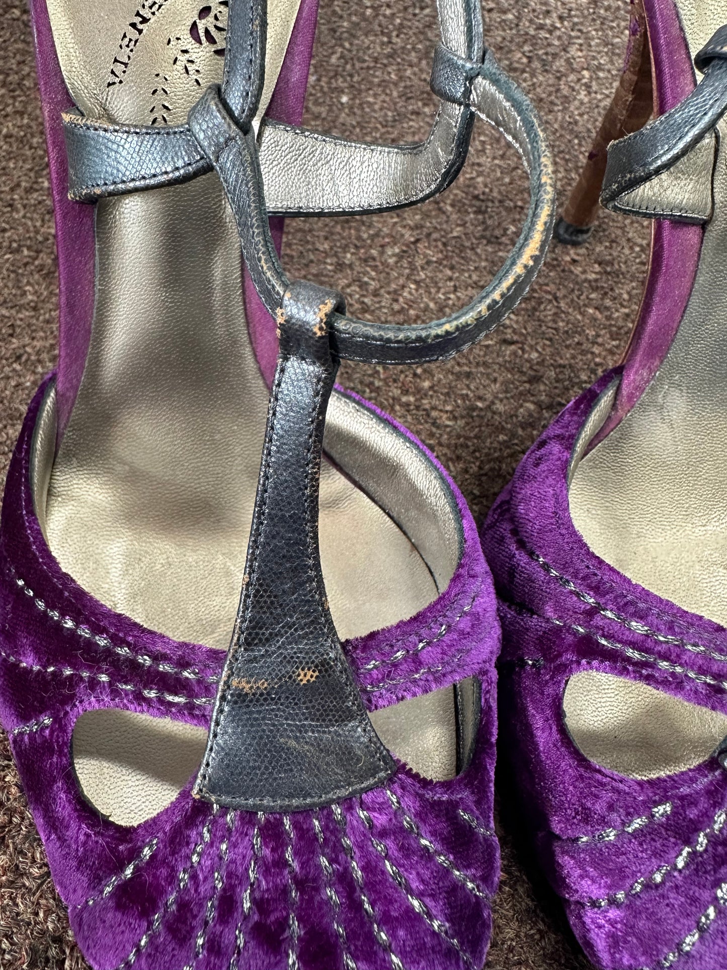 BOTTEGA VENETA Vintage Velvet Pump