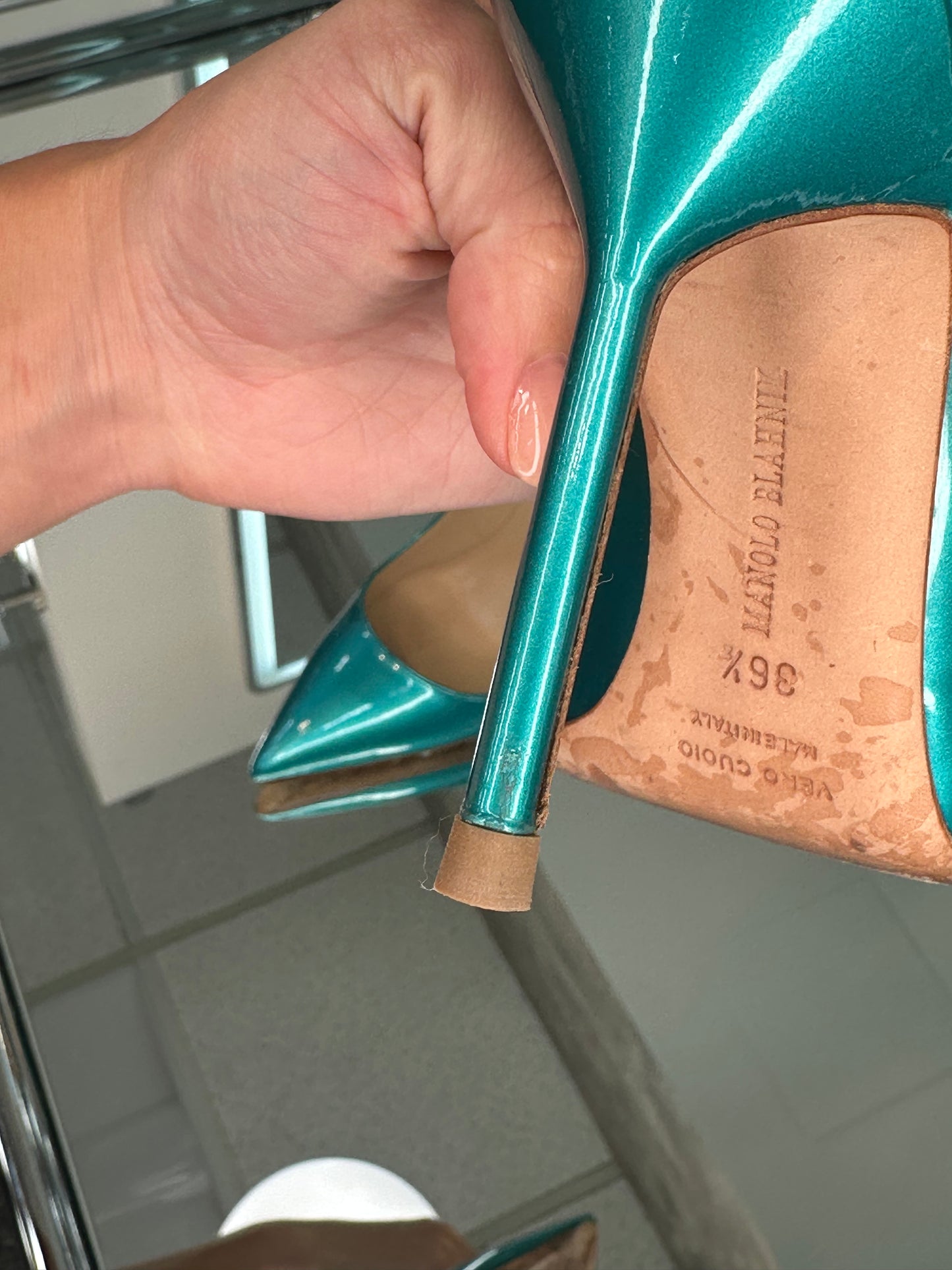 Manolo Blahnik Pump