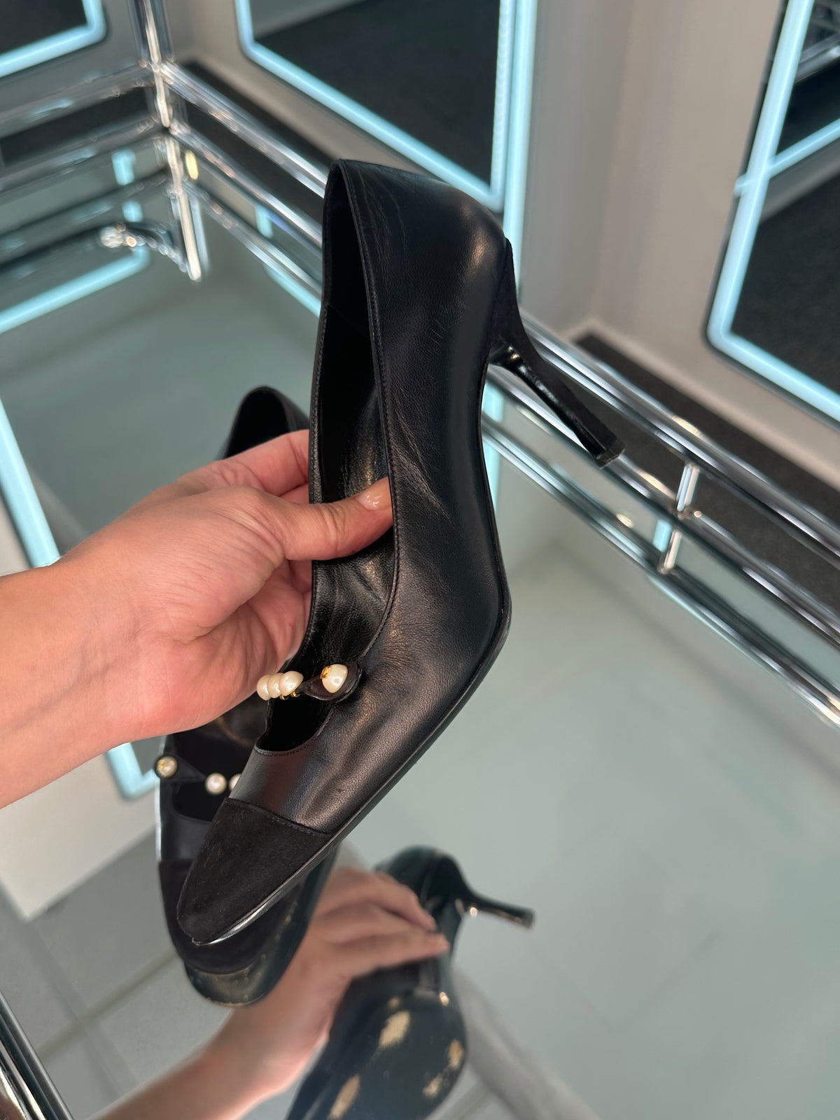 Chanel Pumps