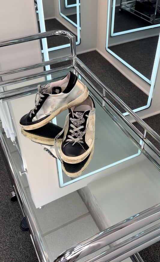 Golden Goose Sneakers