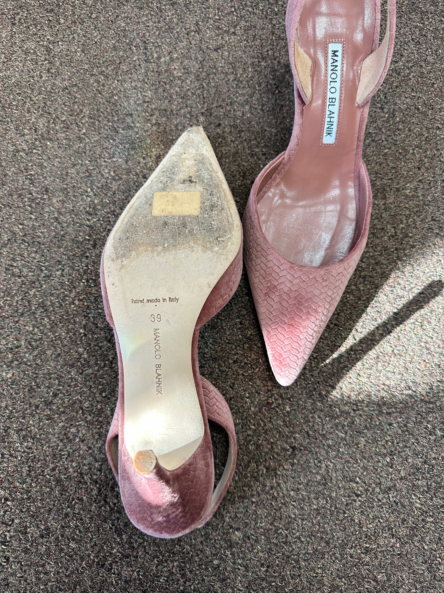 Manolo Blahnik Slingback