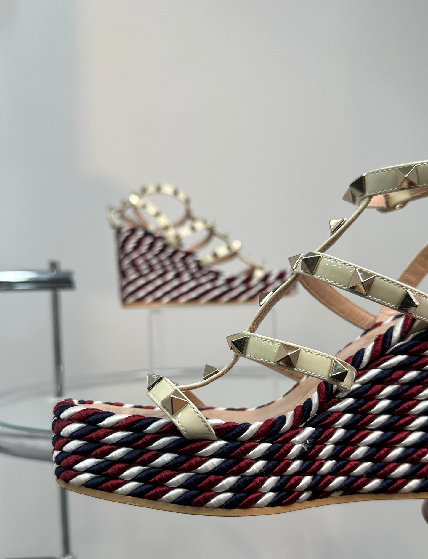 Valentino Wedge