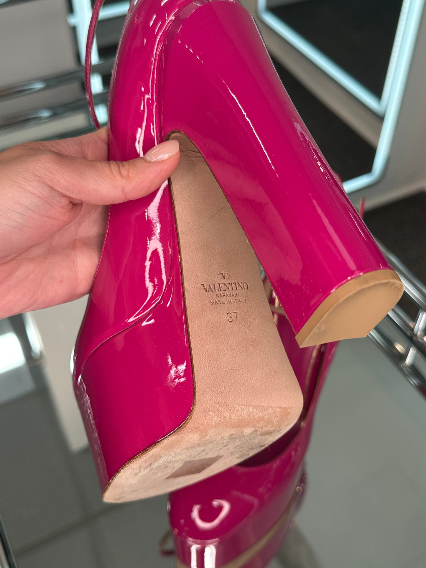 Valentino Garavani Tan-Go Platform Pump