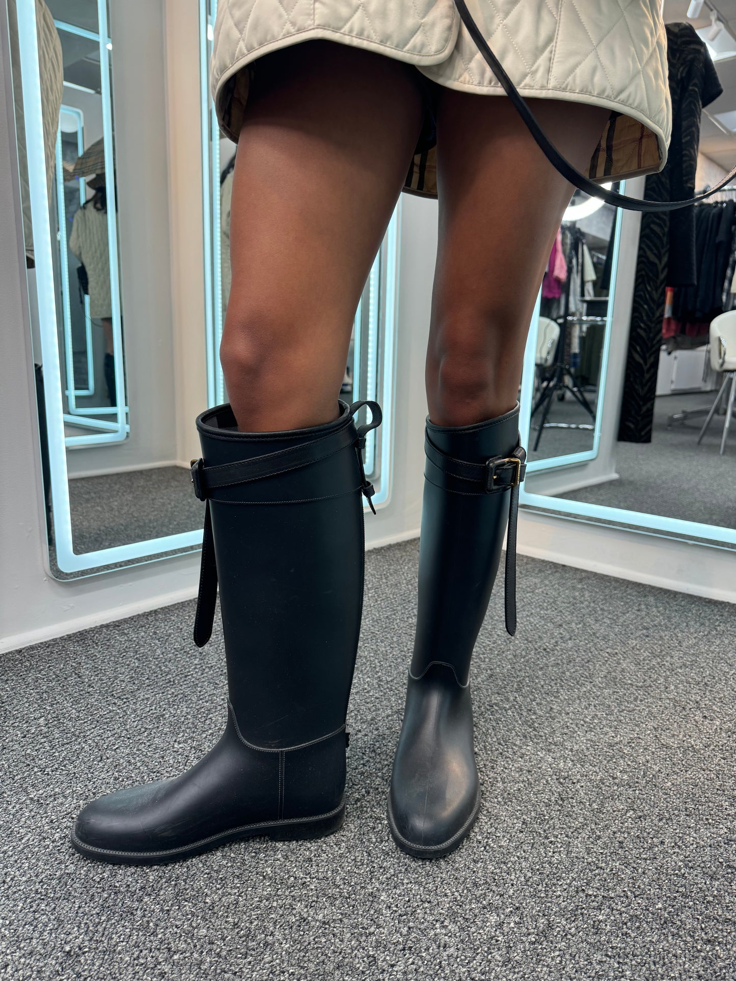 BURBERRY Tall Rubber Rain Boots Black Size 40