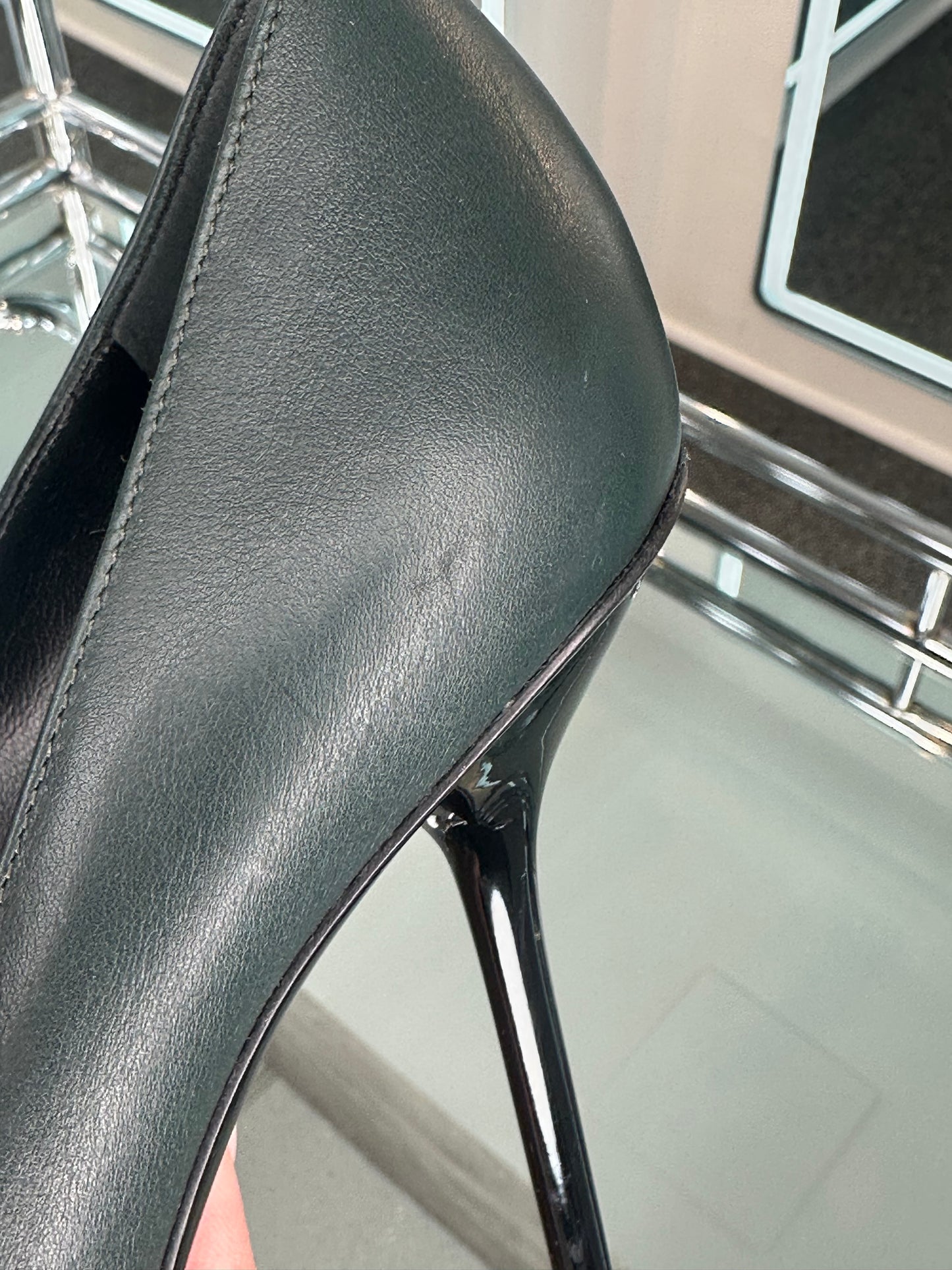 Gucci Peep-Toe Pumps
