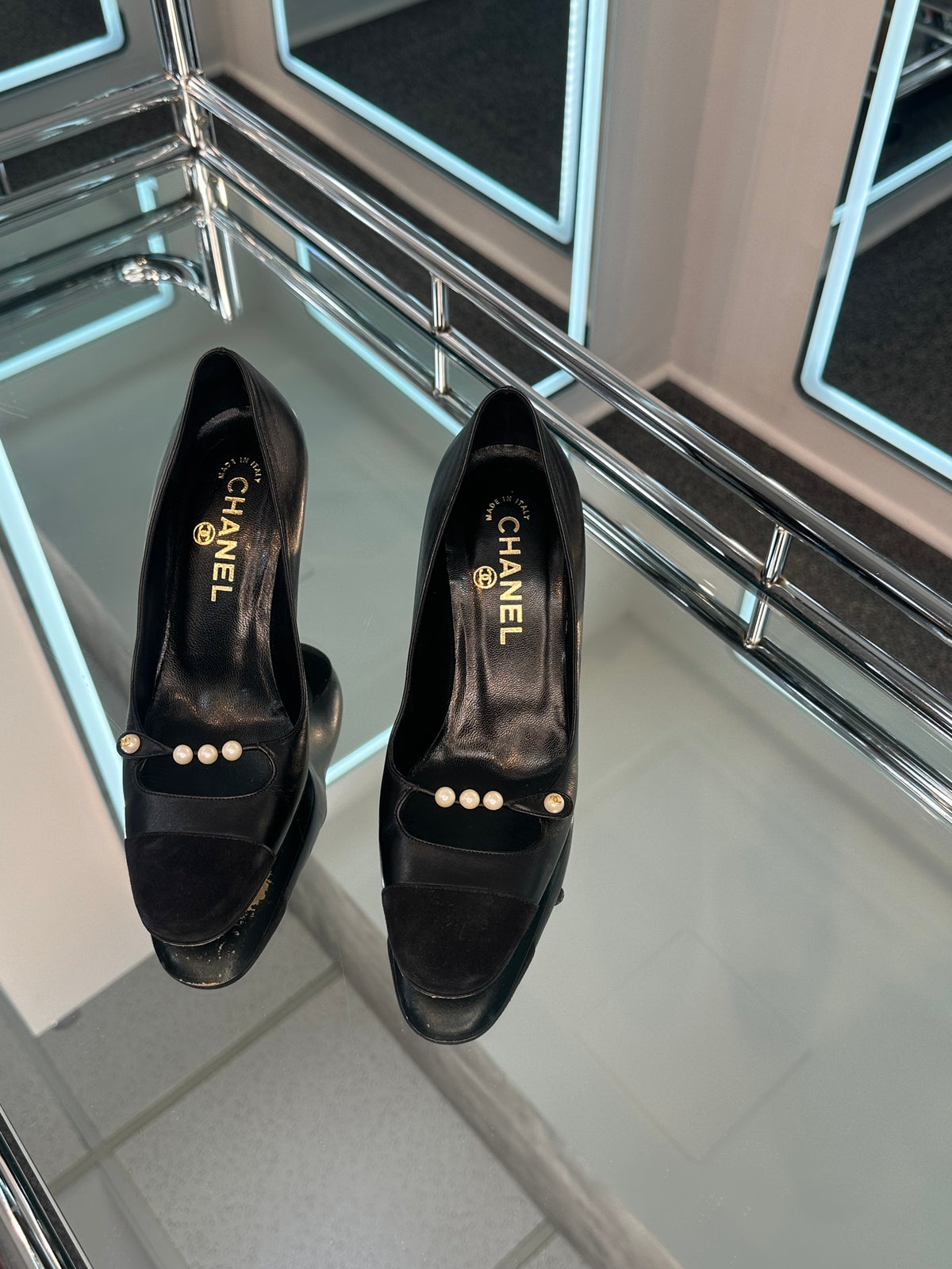 Chanel Pumps