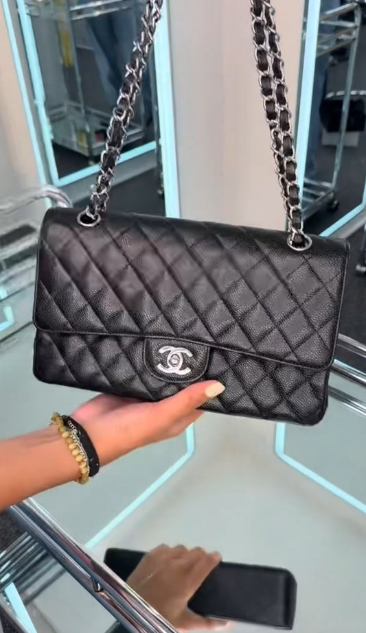 Chanel medium Classic