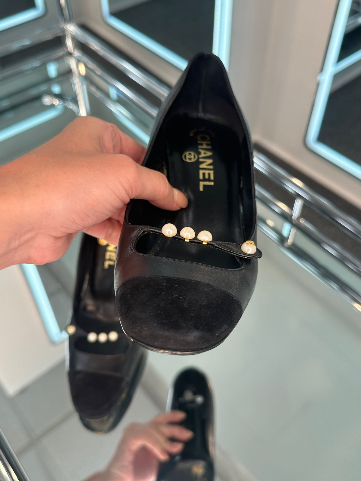 Chanel Pumps
