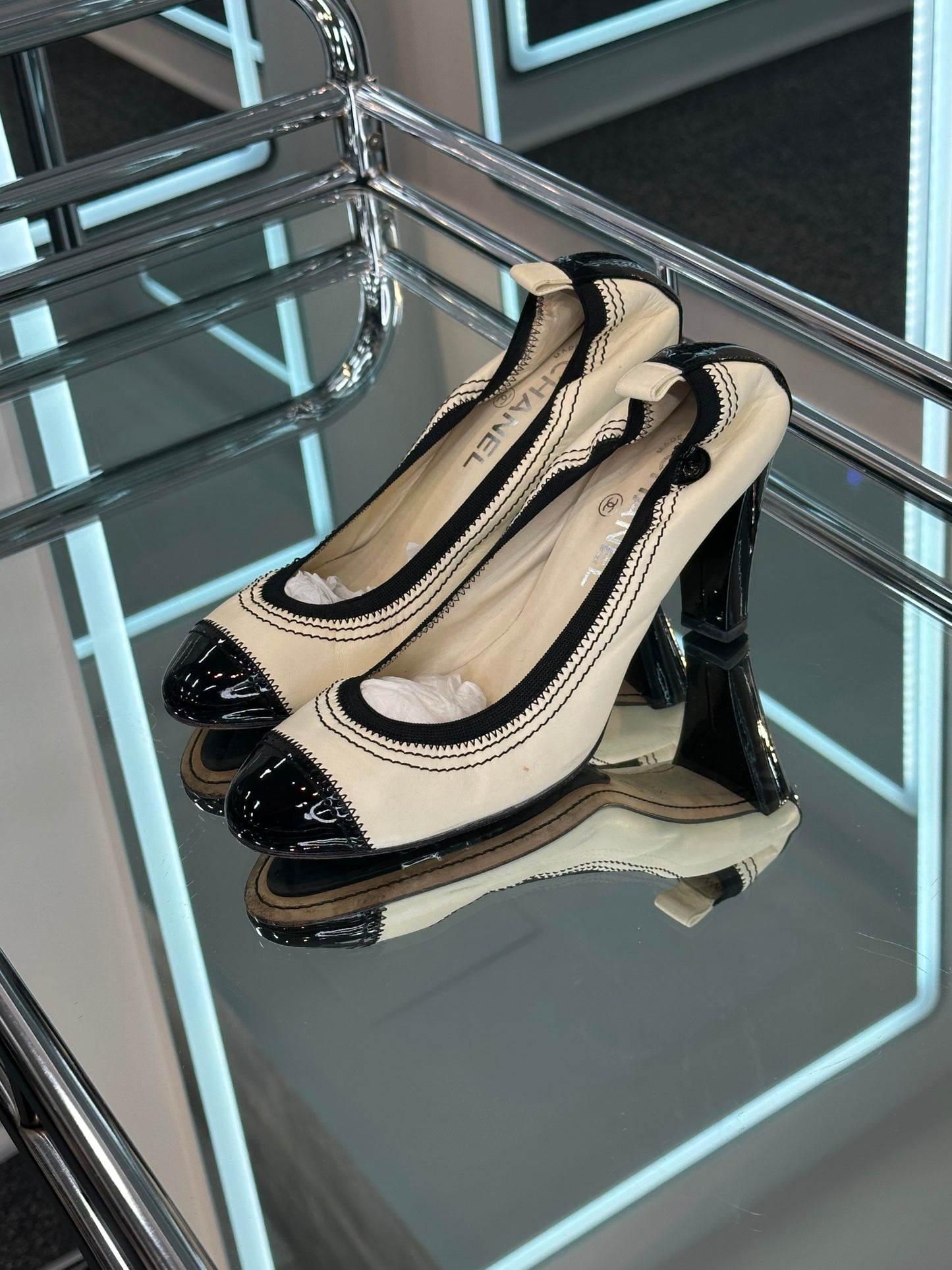 Chanel Pumps