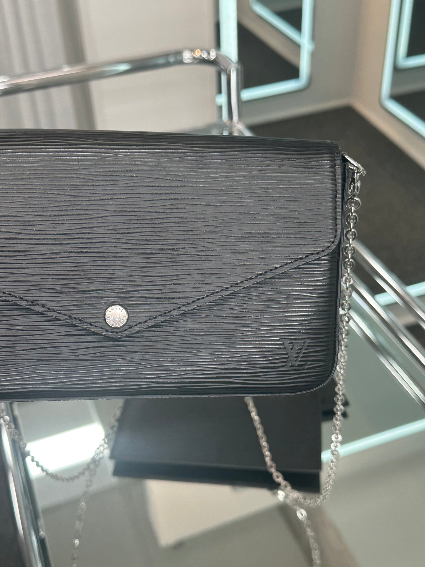 Louis Vuitton Crossbody