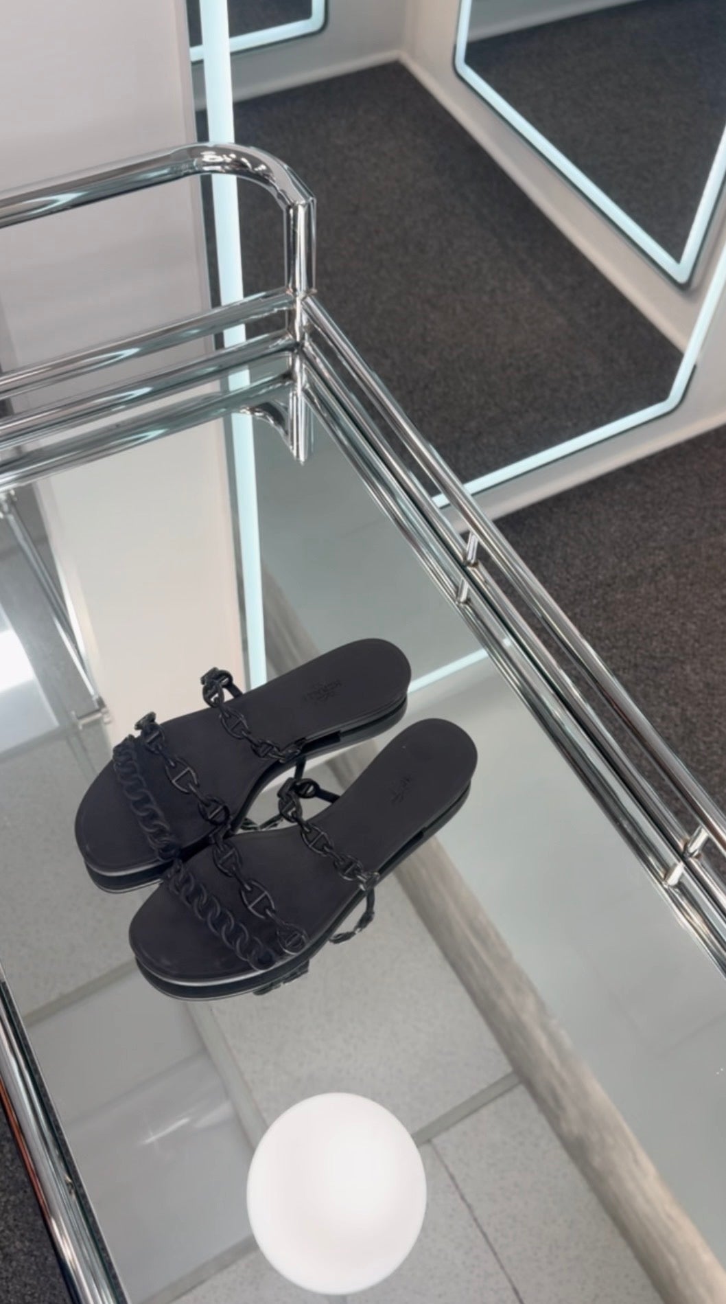 Hermes Sandal