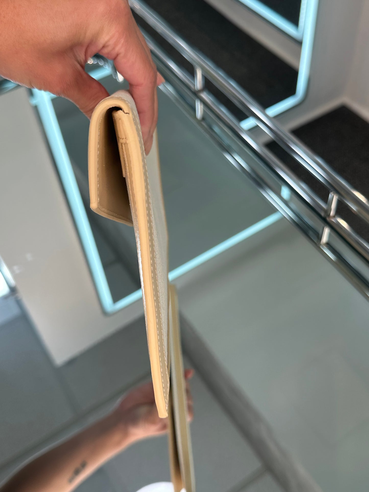 Saint Laurent Pouch