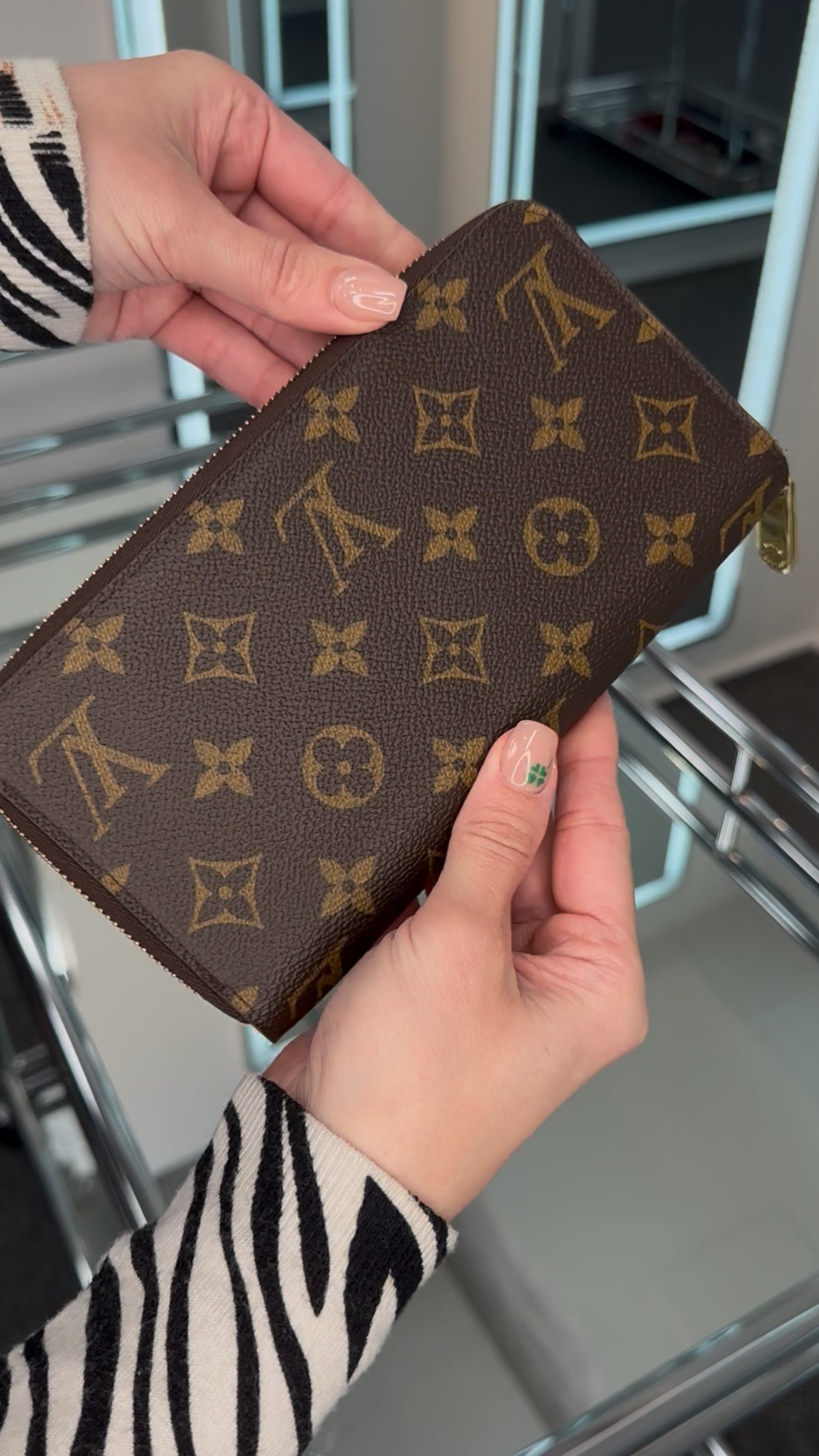 Louis Vuitton limited edition Zippy Wallet