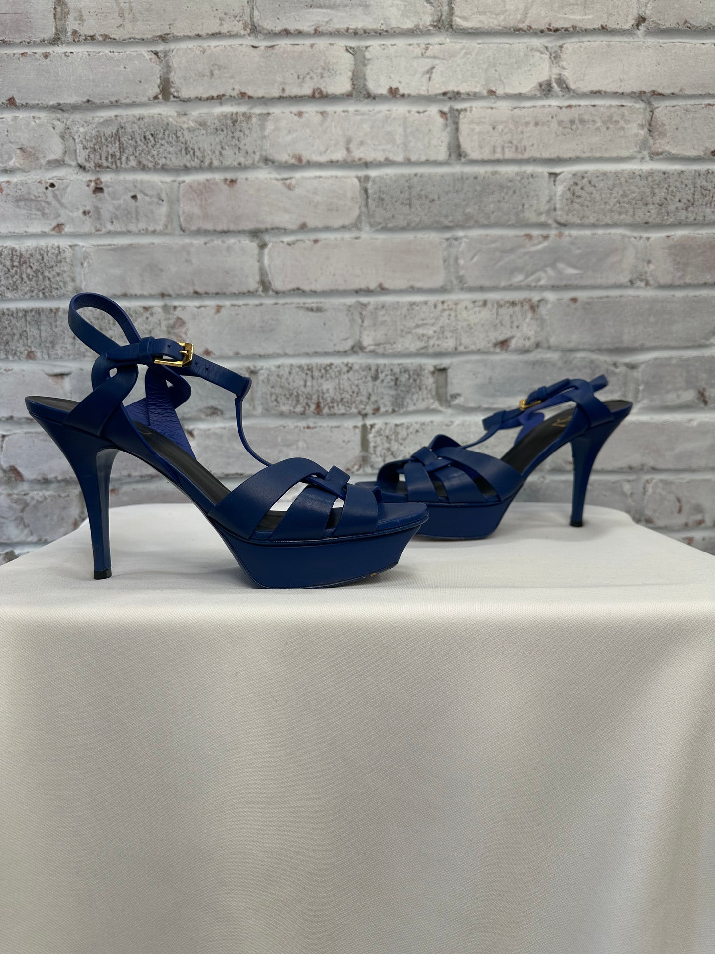 Yves Saint Laurent Tribute Heels