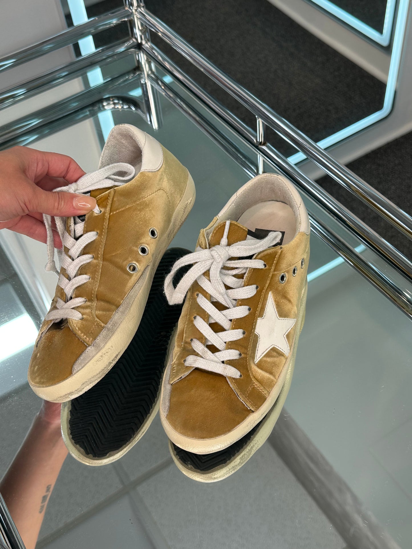 Golden Goose Sneakers