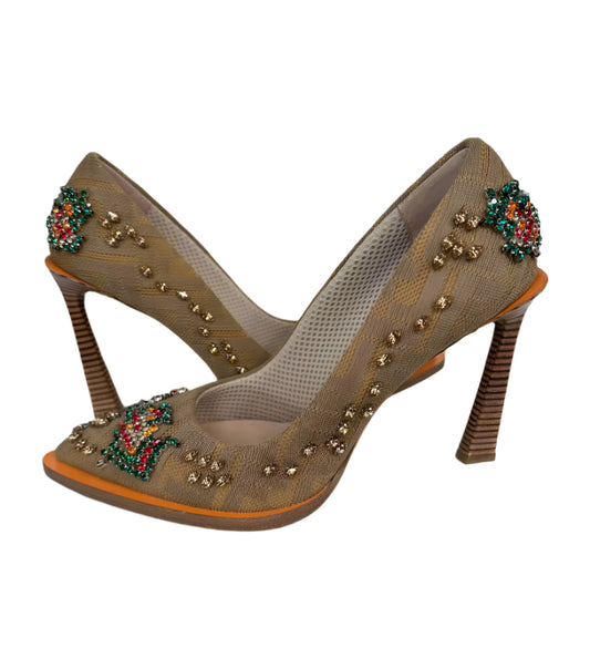 FENDI Rhinestone Pump, Size 38