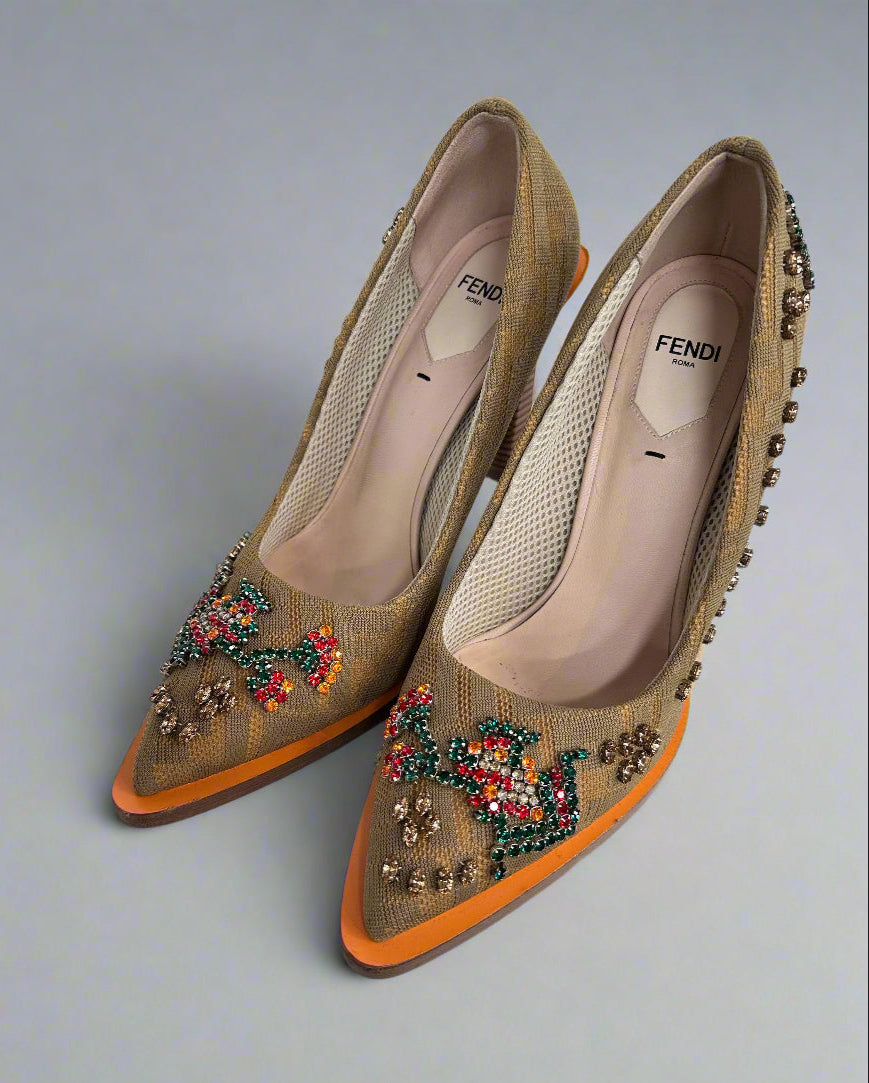 FENDI Rhinestone Pump, Size 38