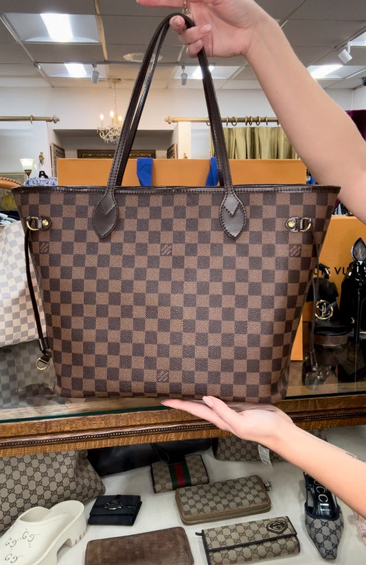 LOUIS VUITTON Neverfull MM