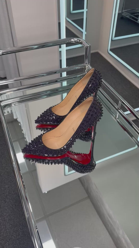 Christian Louboutin spiked Pump
