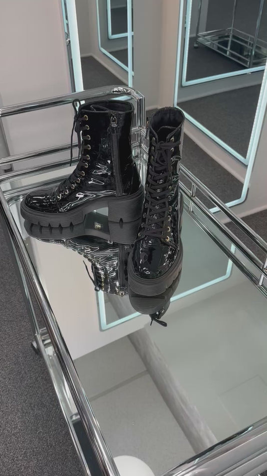 Stuart Weitzman Boots