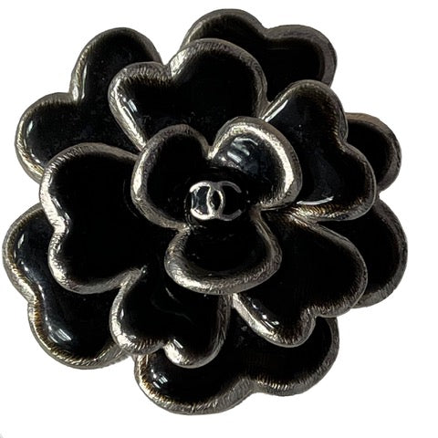 CHANEL Camellia Flower Brooch Black / Silver