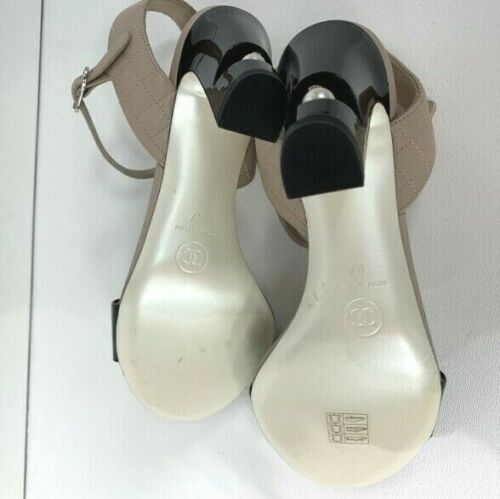 CHANEL Patent Leather Sandal With Pearl Size 37