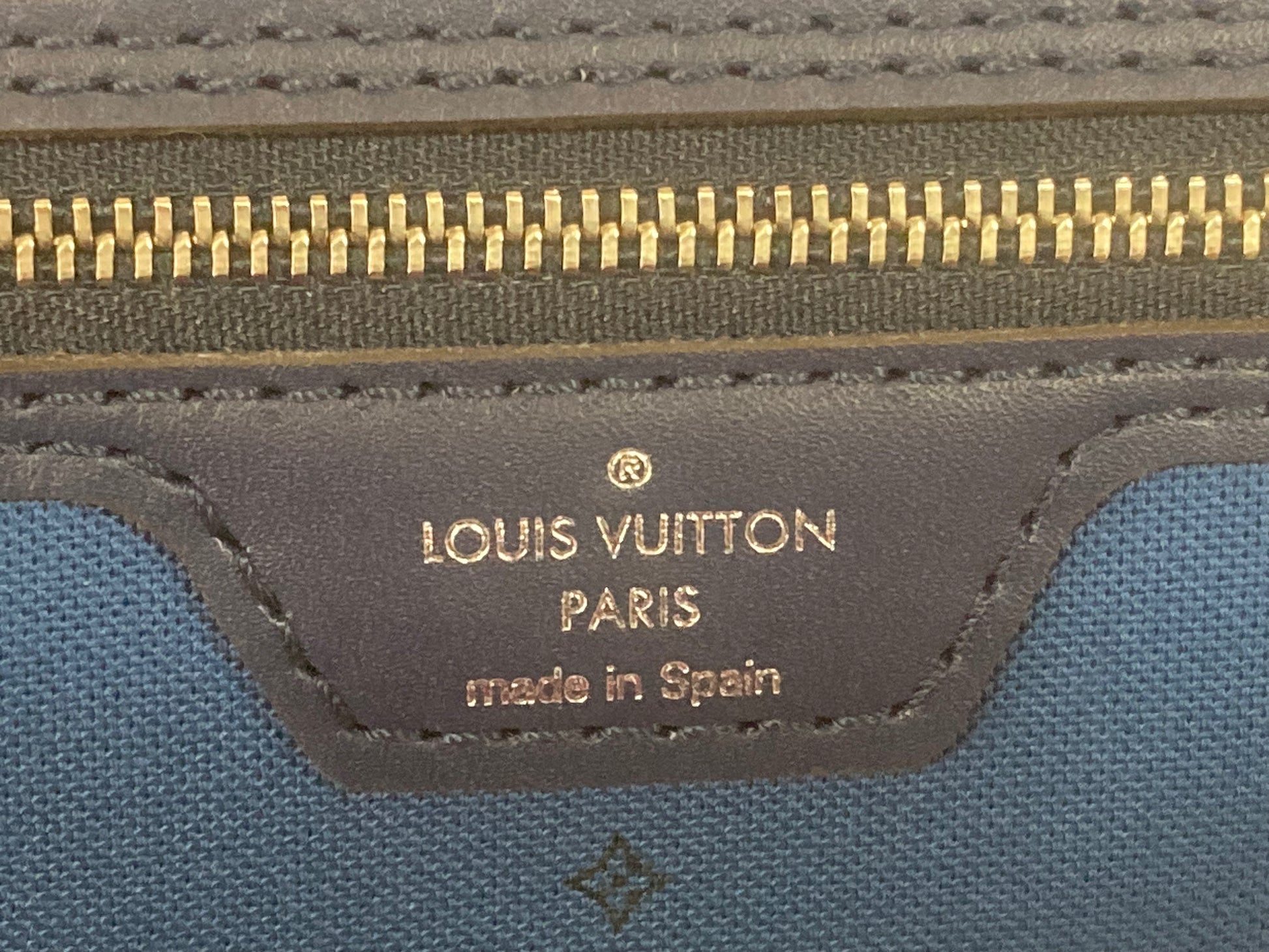 Louis Vuitton Neverfull mm Escalate Tote Blue