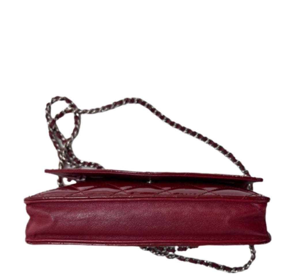 CHANEL Patent Leather Wallet On A Chain Red