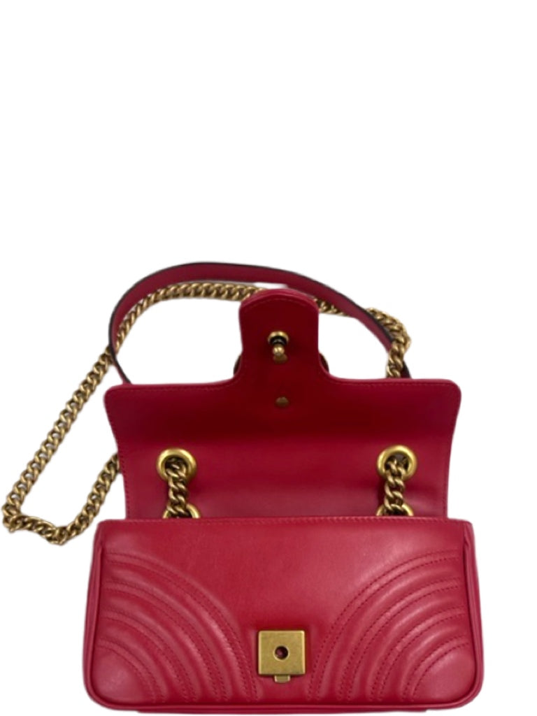 Gucci Red GG Marmont Leather Key Holder Pony-style calfskin ref.241325 -  Joli Closet
