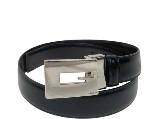 GUCCI Leather Logo Women’s Belt Black Size 70-28